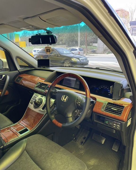 Honda Elysion I рестайлинг, 2008 год, 1 850 000 рублей, 8 фотография