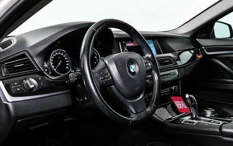 BMW 5 серия, 2016 год, 2 998 000 рублей, 12 фотография