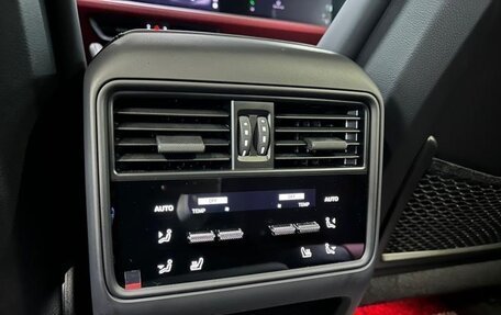 Porsche Cayenne III, 2025 год, 14 000 000 рублей, 6 фотография