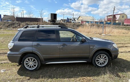 Mitsubishi Outlander III рестайлинг 3, 2006 год, 720 000 рублей, 5 фотография