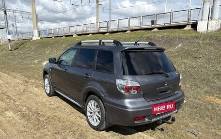 Mitsubishi Outlander III рестайлинг 3, 2006 год, 720 000 рублей, 8 фотография