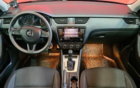 Skoda Octavia, 2017 год, 1 520 000 рублей, 9 фотография