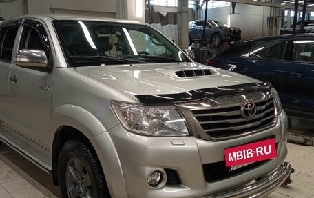 Toyota Hilux VII, 2014 год, 2 576 000 рублей, 2 фотография