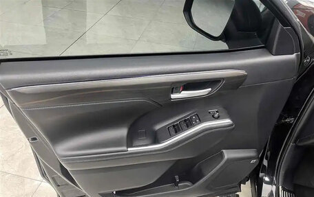 Toyota Highlander, 2022 год, 3 720 005 рублей, 13 фотография
