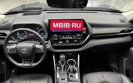 Toyota Highlander, 2022 год, 3 720 005 рублей, 7 фотография