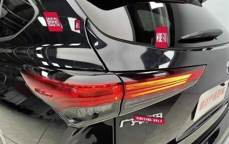 Toyota Highlander, 2022 год, 3 720 005 рублей, 6 фотография