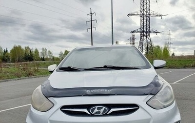 Hyundai Solaris II рестайлинг, 2011 год, 470 000 рублей, 1 фотография