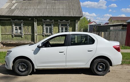 Renault Logan II, 2021 год, 500 000 рублей, 3 фотография