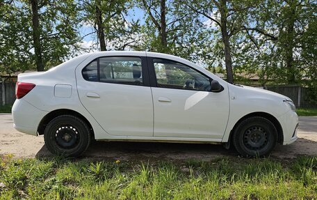 Renault Logan II, 2021 год, 500 000 рублей, 2 фотография