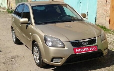 KIA Rio II, 2010 год, 585 000 рублей, 9 фотография