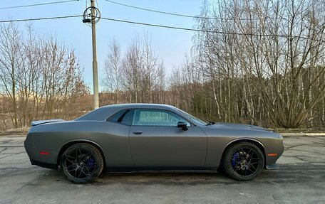 Dodge Challenger III рестайлинг 2, 2015 год, 3 200 000 рублей, 9 фотография