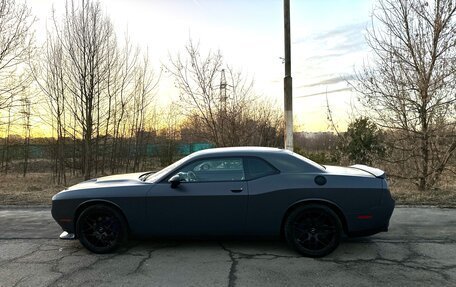 Dodge Challenger III рестайлинг 2, 2015 год, 3 200 000 рублей, 10 фотография