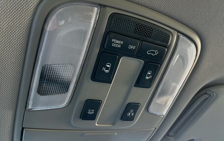 KIA Carnival III, 2019 год, 2 785 000 рублей, 17 фотография