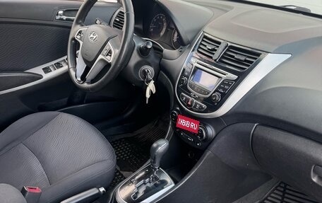 Hyundai Solaris II рестайлинг, 2013 год, 739 000 рублей, 16 фотография