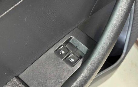 Skoda Rapid I, 2018 год, 1 120 000 рублей, 18 фотография