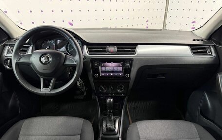 Skoda Rapid I, 2018 год, 1 120 000 рублей, 14 фотография