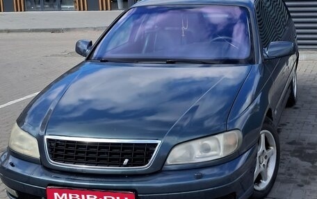 Opel Omega B, 2001 год, 240 000 рублей, 1 фотография
