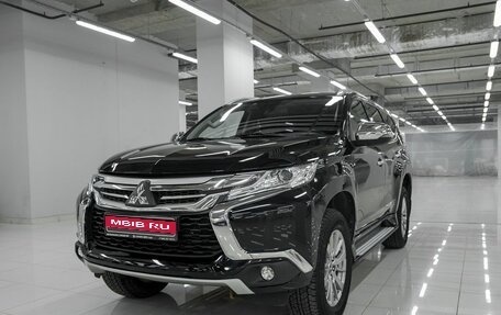 Mitsubishi Pajero Sport III рестайлинг, 2018 год, 3 275 000 рублей, 1 фотография