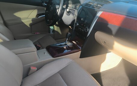Toyota Camry, 2012 год, 1 850 000 рублей, 8 фотография