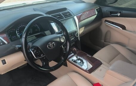 Toyota Camry, 2012 год, 1 850 000 рублей, 7 фотография