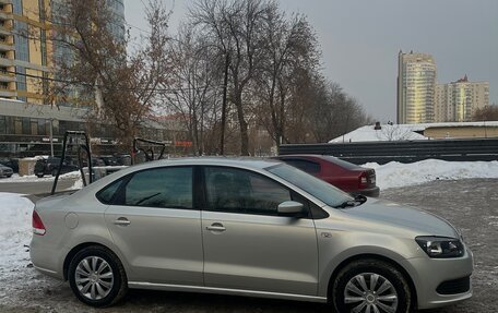 Volkswagen Polo VI (EU Market), 2011 год, 720 000 рублей, 5 фотография