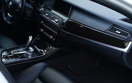 BMW 5 серия, 2015 год, 2 600 000 рублей, 9 фотография