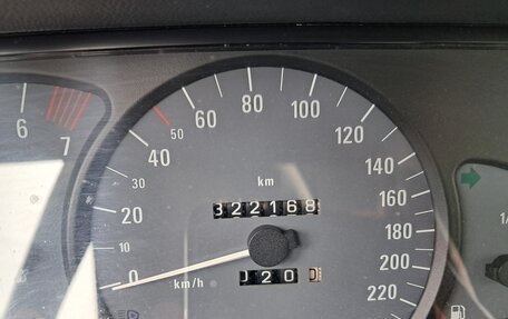 Opel Omega B, 2001 год, 240 000 рублей, 4 фотография