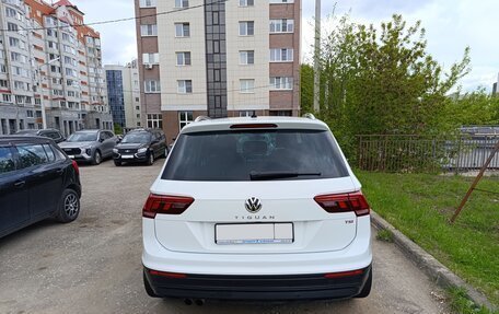 Volkswagen Tiguan II, 2017 год, 2 050 000 рублей, 5 фотография