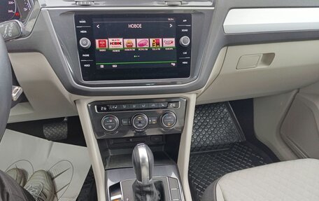 Volkswagen Tiguan II, 2017 год, 2 050 000 рублей, 9 фотография