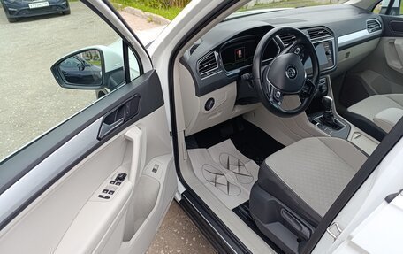Volkswagen Tiguan II, 2017 год, 2 050 000 рублей, 7 фотография