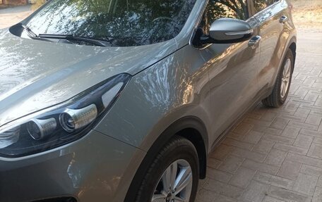 KIA Sportage IV рестайлинг, 2017 год, 2 050 000 рублей, 3 фотография