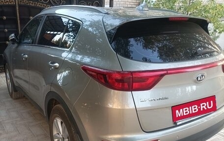 KIA Sportage IV рестайлинг, 2017 год, 2 050 000 рублей, 7 фотография