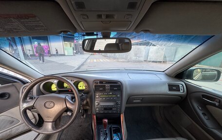 Lexus GS II рестайлинг, 1998 год, 600 000 рублей, 10 фотография
