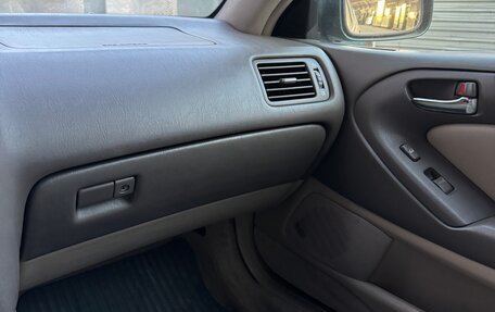 Lexus GS II рестайлинг, 1998 год, 600 000 рублей, 11 фотография