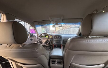 Lexus GS II рестайлинг, 1998 год, 600 000 рублей, 23 фотография