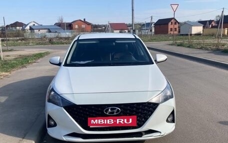 Hyundai Solaris II рестайлинг, 2020 год, 1 100 000 рублей, 5 фотография