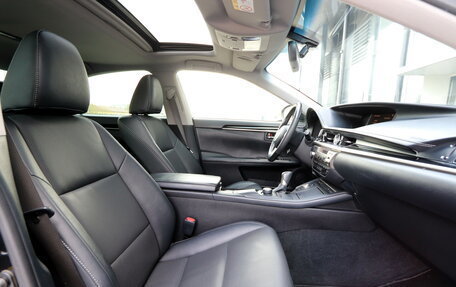 Lexus ES VII, 2016 год, 2 580 000 рублей, 9 фотография