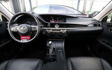 Lexus ES VII, 2016 год, 2 580 000 рублей, 11 фотография