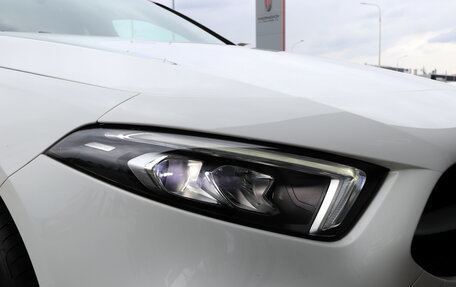 Mercedes-Benz A-Класс, 2019 год, 2 600 000 рублей, 15 фотография
