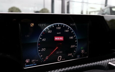 Mercedes-Benz A-Класс, 2019 год, 2 600 000 рублей, 13 фотография