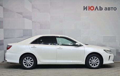Toyota Camry, 2015 год, 1 999 000 рублей, 8 фотография
