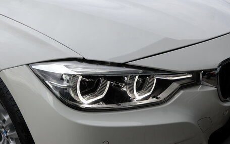 BMW 3 серия, 2018 год, 2 880 000 рублей, 15 фотография