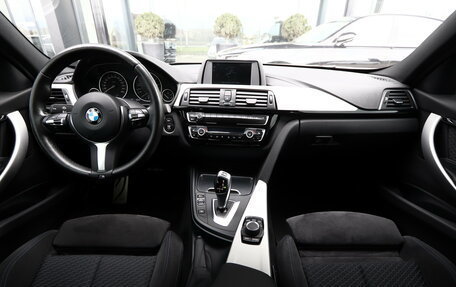 BMW 3 серия, 2018 год, 2 880 000 рублей, 11 фотография