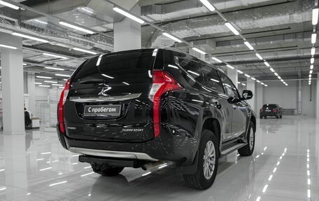 Mitsubishi Pajero Sport III рестайлинг, 2018 год, 3 275 000 рублей, 2 фотография