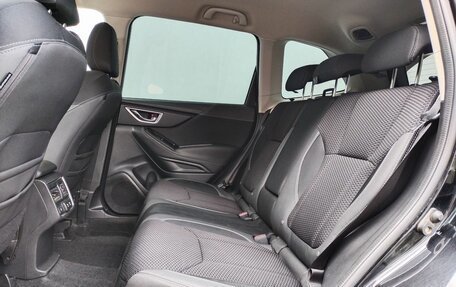 Subaru Forester, 2018 год, 2 190 000 рублей, 11 фотография
