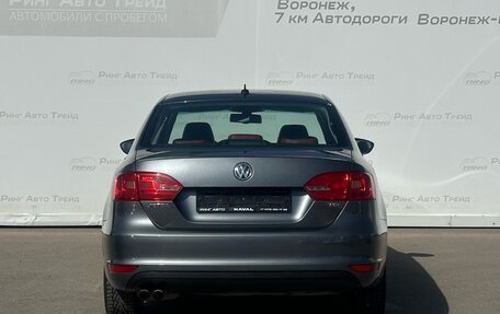 Volkswagen Jetta VI, 2013 год, 799 000 рублей, 4 фотография