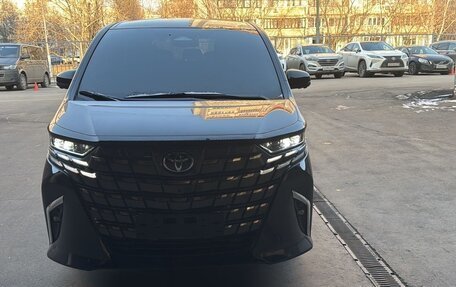 Toyota Alphard, 2024 год, 13 500 000 рублей, 12 фотография