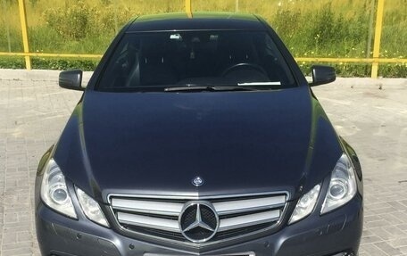 Mercedes-Benz E-Класс, 2012 год, 1 750 000 рублей, 1 фотография
