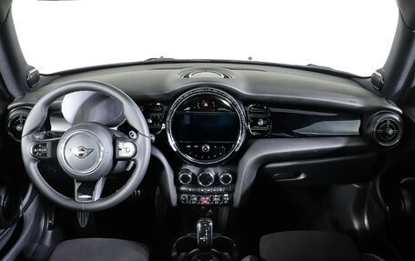 MINI Hatch, 2023 год, 4 725 000 рублей, 13 фотография