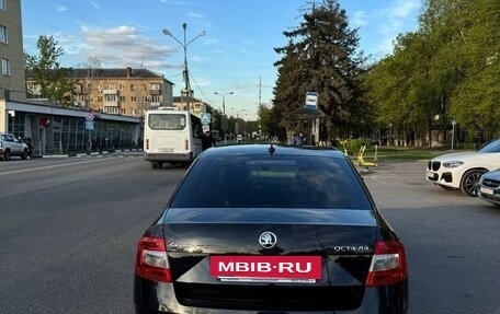 Skoda Octavia, 2017 год, 1 999 000 рублей, 3 фотография